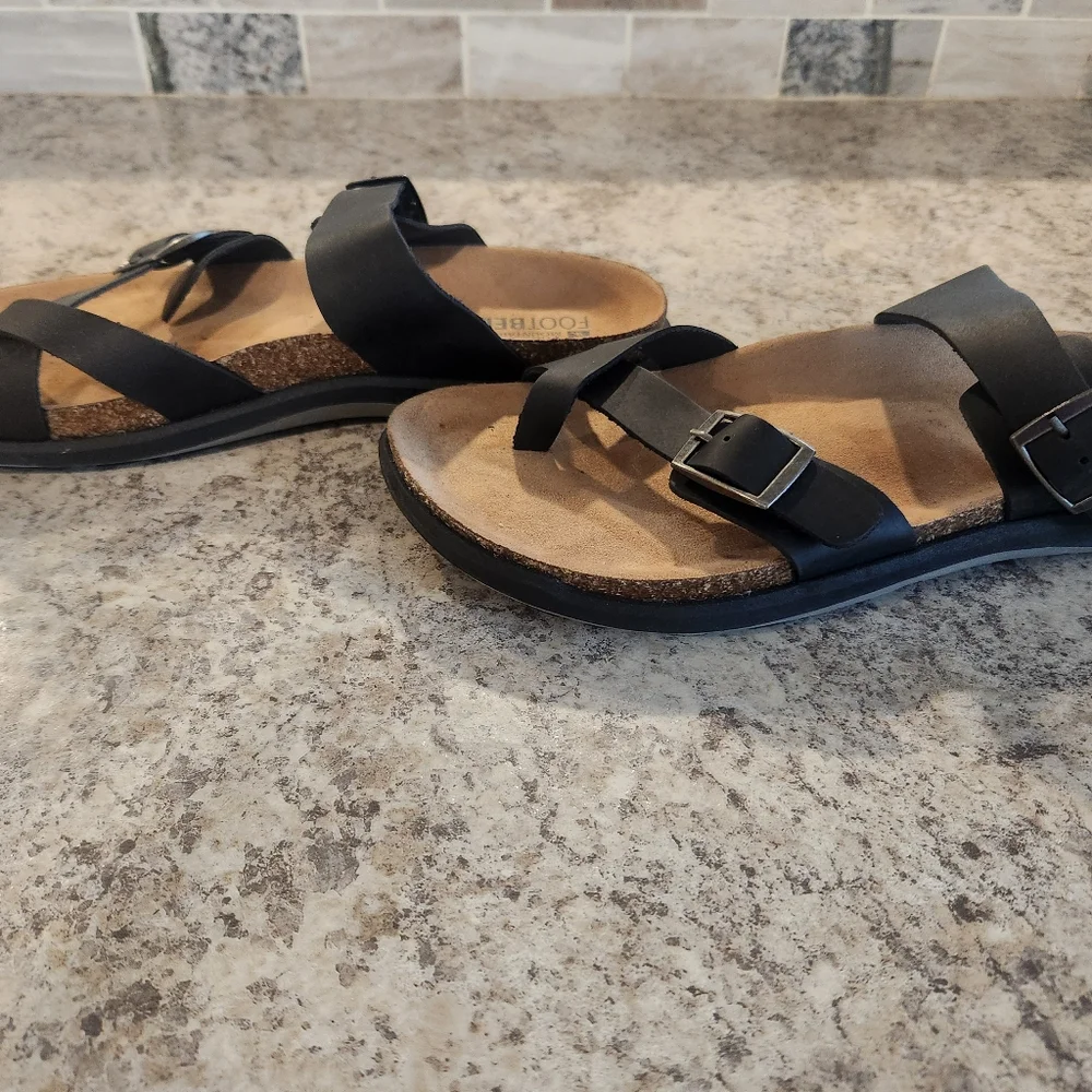 White Mountain Gracie Footbed Black Sandals Adjustable Slide criss cross toe 10 - Picture 6 of 8